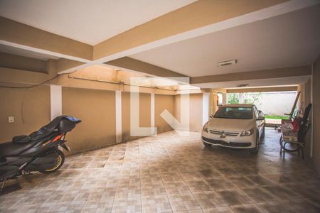 Casa à venda com 250m², 3 quartos e 7 vagasGaragem