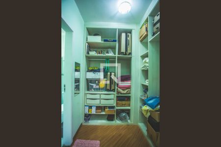 Casa à venda com 250m², 3 quartos e 7 vagasCloset