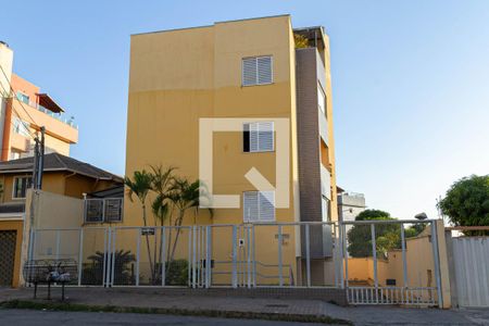 Apartamento à venda com 90m², 3 quartos e 2 vagasFachada
