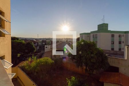 Vista da varanda da sala  de apartamento à venda com 3 quartos, 90m² em Castelo, Belo Horizonte