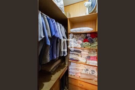Apartamento à venda com 90m², 3 quartos e 2 vagasCloset da suíte