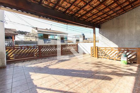 Casa para alugar com 158m², 2 quartos e 1 vaga Casa para alugar com 158m², 2 quartos e 1 vagaVaranda