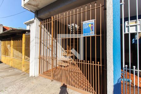 Casa para alugar com 158m², 2 quartos e 1 vaga Casa para alugar com 158m², 2 quartos e 1 vagaFachada + Placa
