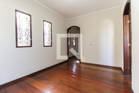 Casa para alugar com 158m², 2 quartos e 1 vaga Casa para alugar com 158m², 2 quartos e 1 vagaCopa