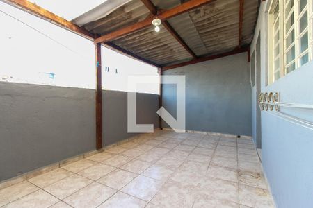 Casa para alugar com 158m², 2 quartos e 1 vaga Casa para alugar com 158m², 2 quartos e 1 vagaQuintal