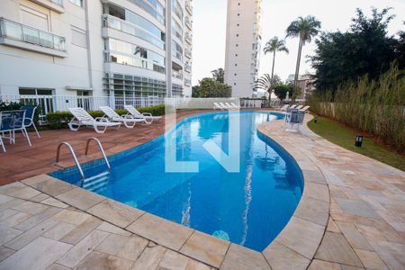 Apartamento para alugar com 173m², 3 quartos e 3 vagasÁrea comum - Piscina