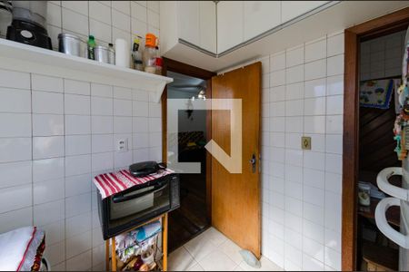 Apartamento para alugar com 130m², 3 quartos e 2 vagas Apartamento para alugar com 130m², 3 quartos e 2 vagasCozinha