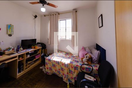 Quarto 1 de apartamento para alugar com 3 quartos, 130m² em Buritis, Belo Horizonte