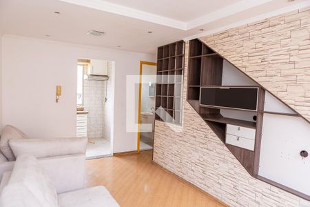 Sala de casa de condomínio para alugar com 2 quartos, 78m² em Vila Talarico, São Paulo