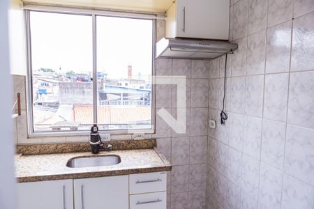 Cozinha de casa de condomínio para alugar com 2 quartos, 78m² em Vila Talarico, São Paulo