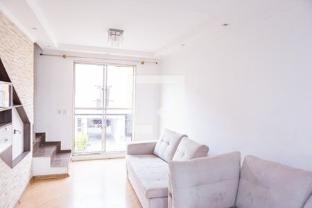 Sala de casa de condomínio para alugar com 2 quartos, 78m² em Vila Talarico, São Paulo