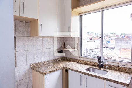 Cozinha de casa de condomínio para alugar com 2 quartos, 78m² em Vila Talarico, São Paulo