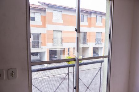 Sala de casa de condomínio para alugar com 2 quartos, 78m² em Vila Talarico, São Paulo