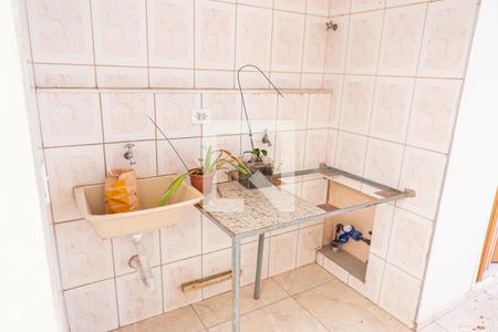 Área de Serviço de casa de condomínio para alugar com 2 quartos, 78m² em Vila Talarico, São Paulo