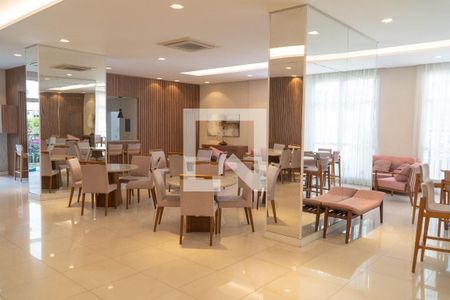 Apartamento para alugar com 68m², 2 quartos e 2 vagasÁrea comum - Salão de festas