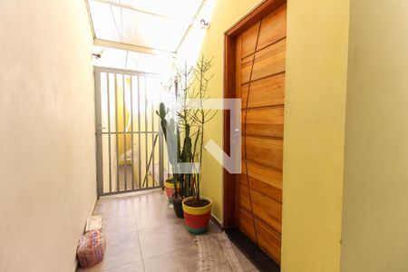 Casa para alugar com 60m², 2 quartos e 1 vagaEntrada