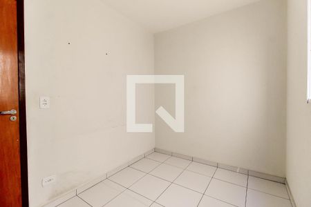 Quarto 1 de casa para alugar com 2 quartos, 60m² em Vila Santa Teresinha, São Paulo