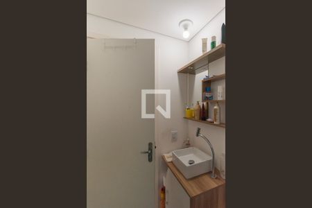 Apartamento à venda com 51m², 2 quartos e sem vaga Apartamento à venda com 51m², 2 quartos e sem vagaBanheiro