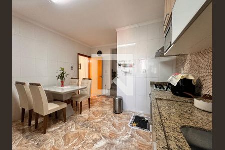 Apartamento para alugar com 140m², 2 quartos e 2 vagas Apartamento para alugar com 140m², 2 quartos e 2 vagasCozinha