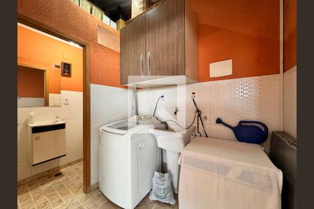 Apartamento para alugar com 140m², 2 quartos e 2 vagas Apartamento para alugar com 140m², 2 quartos e 2 vagasLavanderia