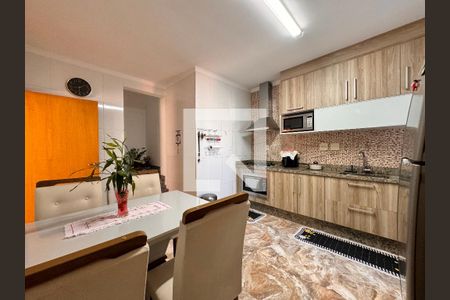 Apartamento para alugar com 140m², 2 quartos e 2 vagas Apartamento para alugar com 140m², 2 quartos e 2 vagasCozinha