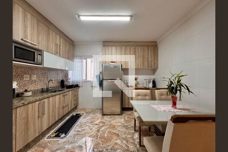 Apartamento para alugar com 140m², 2 quartos e 2 vagas Apartamento para alugar com 140m², 2 quartos e 2 vagasCozinha
