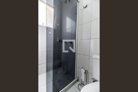 Apartamento para alugar com 61m², 2 quartos e 1 vaga Apartamento para alugar com 61m², 2 quartos e 1 vagaBanheiro da Suíte