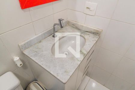 Apartamento para alugar com 61m², 2 quartos e 1 vaga Apartamento para alugar com 61m², 2 quartos e 1 vagaDetalhe do banheiro