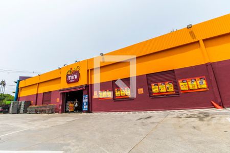 Apartamento para alugar com 61m², 2 quartos e 1 vaga Apartamento para alugar com 61m², 2 quartos e 1 vagaMercado