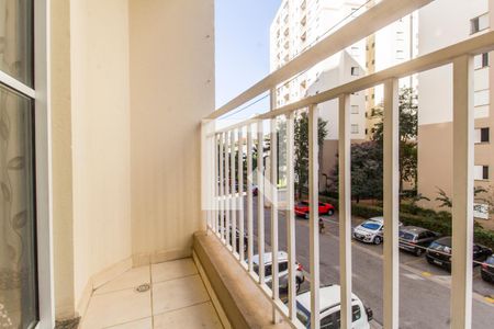 Sacada de apartamento para alugar com 2 quartos, 61m² em Jardim Tupanci, Barueri