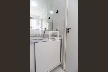 Apartamento para alugar com 61m², 2 quartos e 1 vaga Apartamento para alugar com 61m², 2 quartos e 1 vagaBanheiro da Suíte