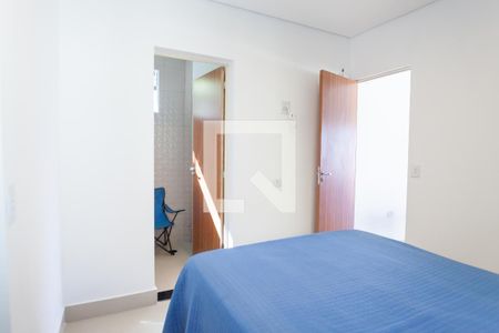 Casa de condomínio à venda com 220m², 3 quartos e 2 vagas Casa de condomínio à venda com 220m², 3 quartos e 2 vagassuite