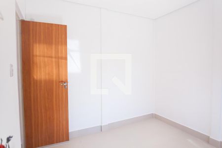 Casa de condomínio à venda com 220m², 3 quartos e 2 vagas Casa de condomínio à venda com 220m², 3 quartos e 2 vagasquarto 2