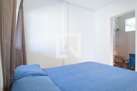 Casa de condomínio à venda com 220m², 3 quartos e 2 vagas Casa de condomínio à venda com 220m², 3 quartos e 2 vagassuite