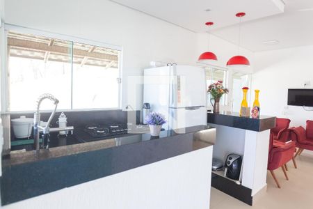 Casa de condomínio à venda com 220m², 3 quartos e 2 vagas Casa de condomínio à venda com 220m², 3 quartos e 2 vagasCozinha