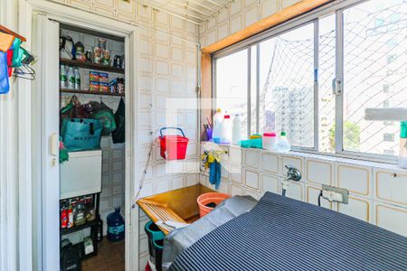 Apartamento à venda com 60m², 2 quartos e 1 vaga Apartamento à venda com 60m², 2 quartos e 1 vagaÁrea de Serviço