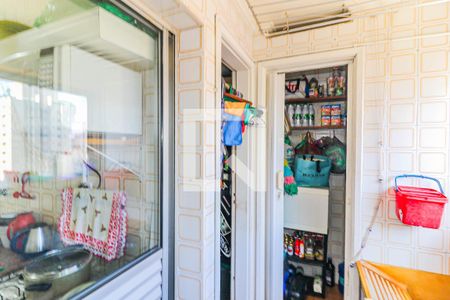 Apartamento à venda com 60m², 2 quartos e 1 vaga Apartamento à venda com 60m², 2 quartos e 1 vagaÁrea de Serviço