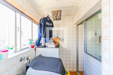 Apartamento à venda com 60m², 2 quartos e 1 vaga Apartamento à venda com 60m², 2 quartos e 1 vagaÁrea de Serviço