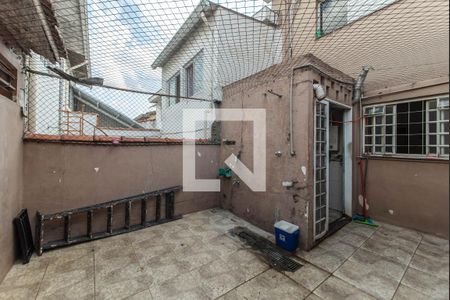 Casa à venda com 100m², 2 quartos e 1 vaga Casa à venda com 100m², 2 quartos e 1 vagaQuintal