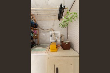 Casa à venda com 100m², 2 quartos e 1 vaga Casa à venda com 100m², 2 quartos e 1 vagaLavanderia