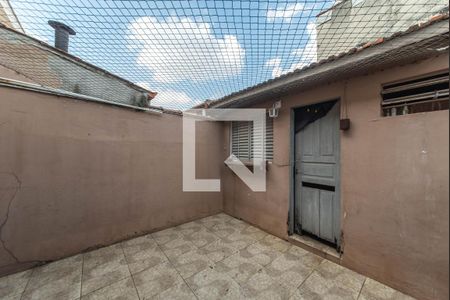 Casa à venda com 100m², 2 quartos e 1 vaga Casa à venda com 100m², 2 quartos e 1 vagaQuintal