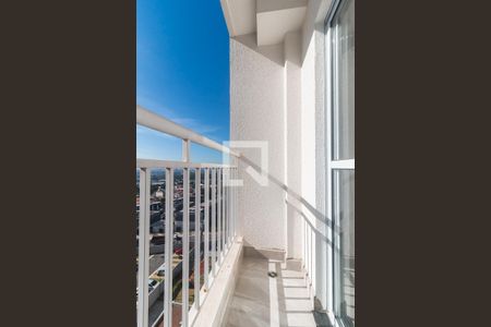 Sacada da Sala de apartamento para alugar com 2 quartos, 52m² em Biritiba, Poá