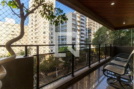 Apartamento para alugar com 186m², 4 quartos e 3 vagasVaranda