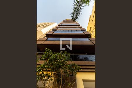 Apartamento para alugar com 186m², 4 quartos e 3 vagasFachada