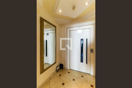 Hall de Entrada de apartamento para alugar com 4 quartos, 186m² em Santa Cecília, São Paulo