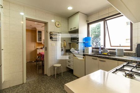 Apartamento para alugar com 186m², 4 quartos e 3 vagasCozinha