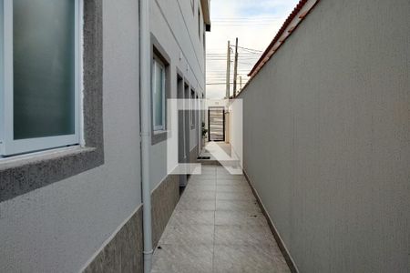 Casa de condomínio para alugar com 58m², 2 quartos e 1 vaga Casa de condomínio para alugar com 58m², 2 quartos e 1 vagaCorredor