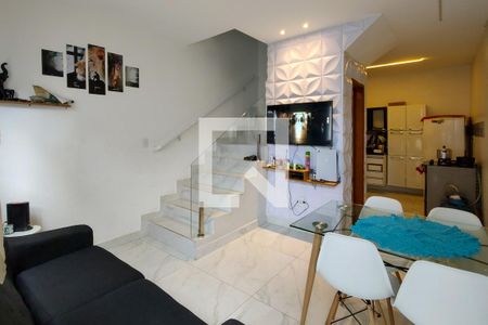Casa de Condomínio para alugar com 2 quartos, 58m² em Vilamar, Praia Grande