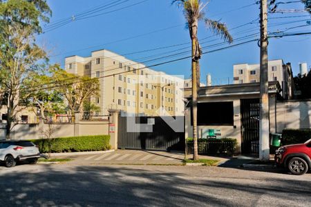 Apartamento para alugar com 44m², 2 quartos e 1 vaga Apartamento para alugar com 44m², 2 quartos e 1 vagaFachada