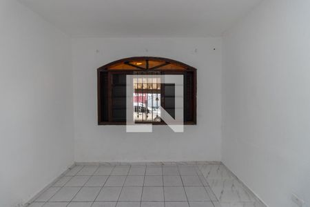 Casa para alugar com 100m², 2 quartos e 2 vagasQuarto Suíte